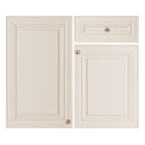 Vanilla White natural wooden cabinets
